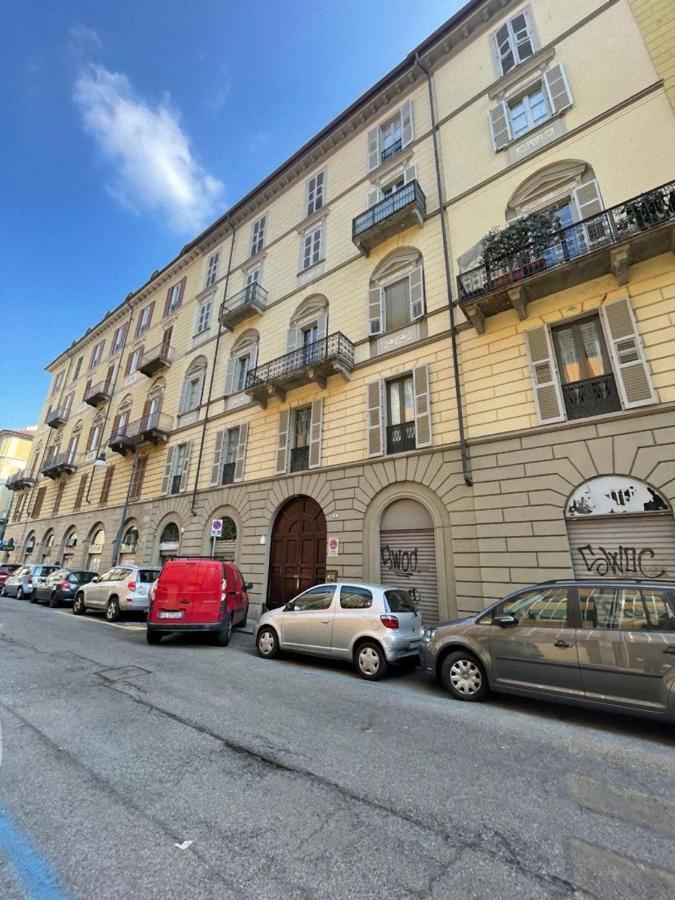 Centralissimo Appartamento Su Due Livelli 1 Turín Exterior foto